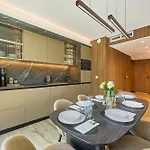 Golden Hour Apartments- Loft H 118 سفينويتشي