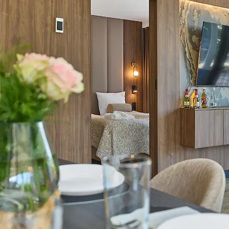 Golden Hour Apartments- Loft H 118 Διαμέρισμα *